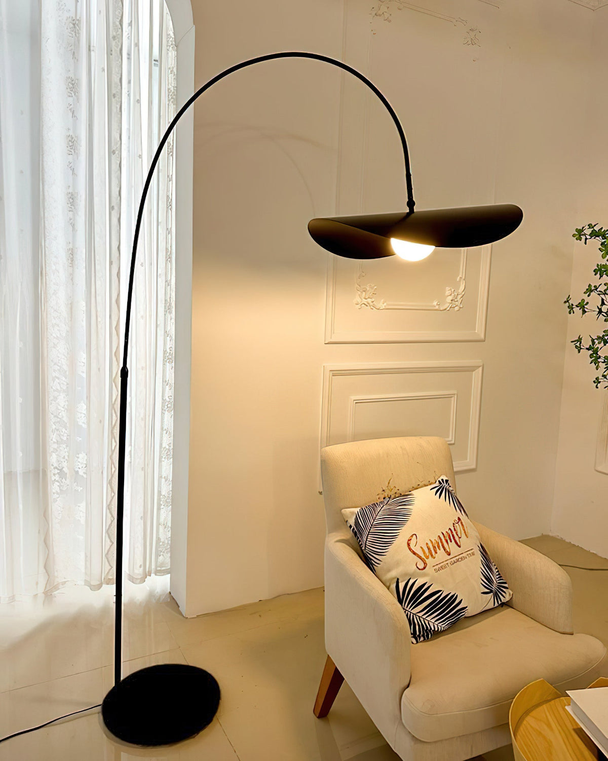Minori Glass Floor Lamp — product view 4