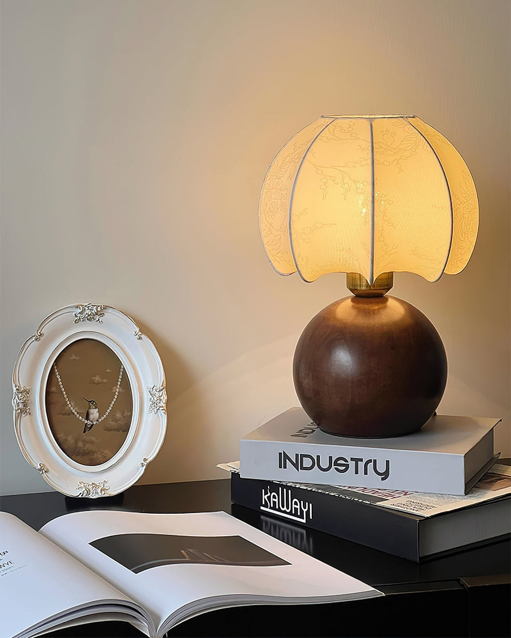 Peonies Table Light — product view 4