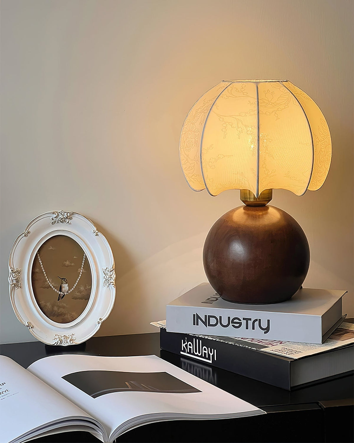 Peonies Table Light — product view 4