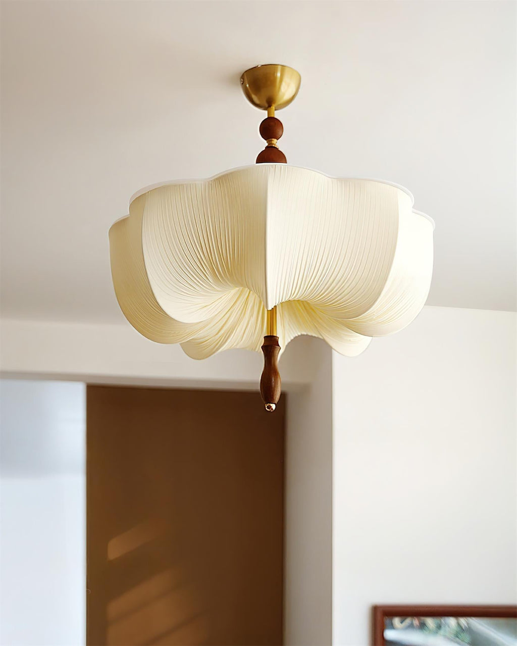 Petalia Ceiling Lamp — product view 3