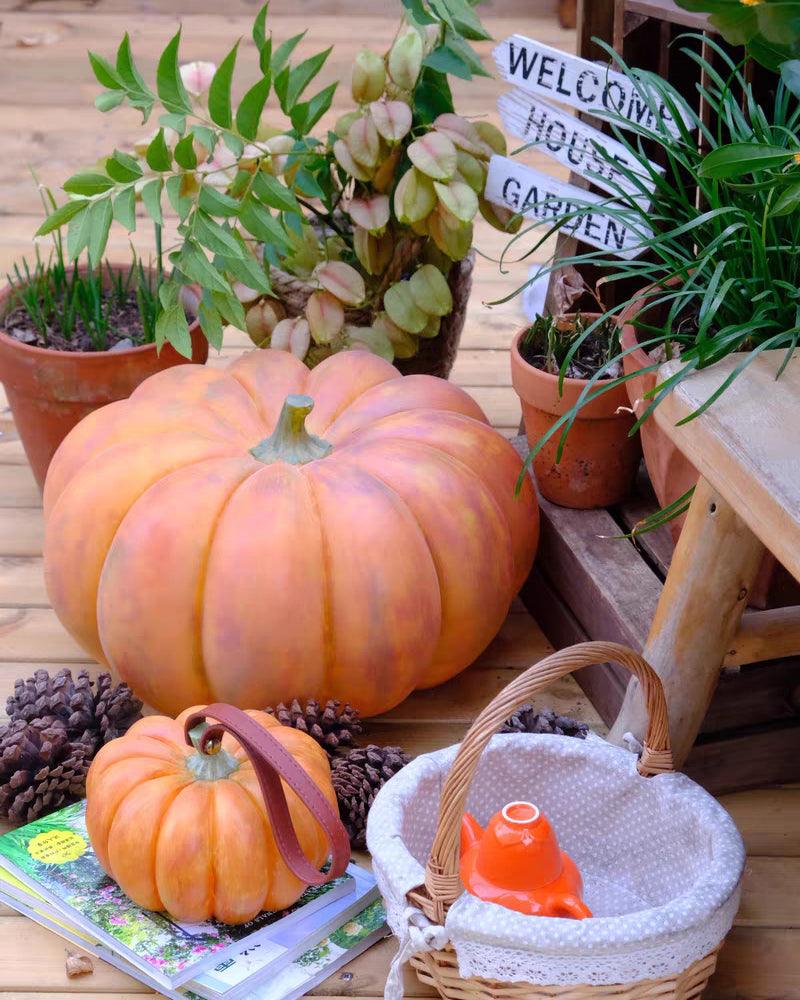 Pumpkin Metal Table Lamp — product view 17