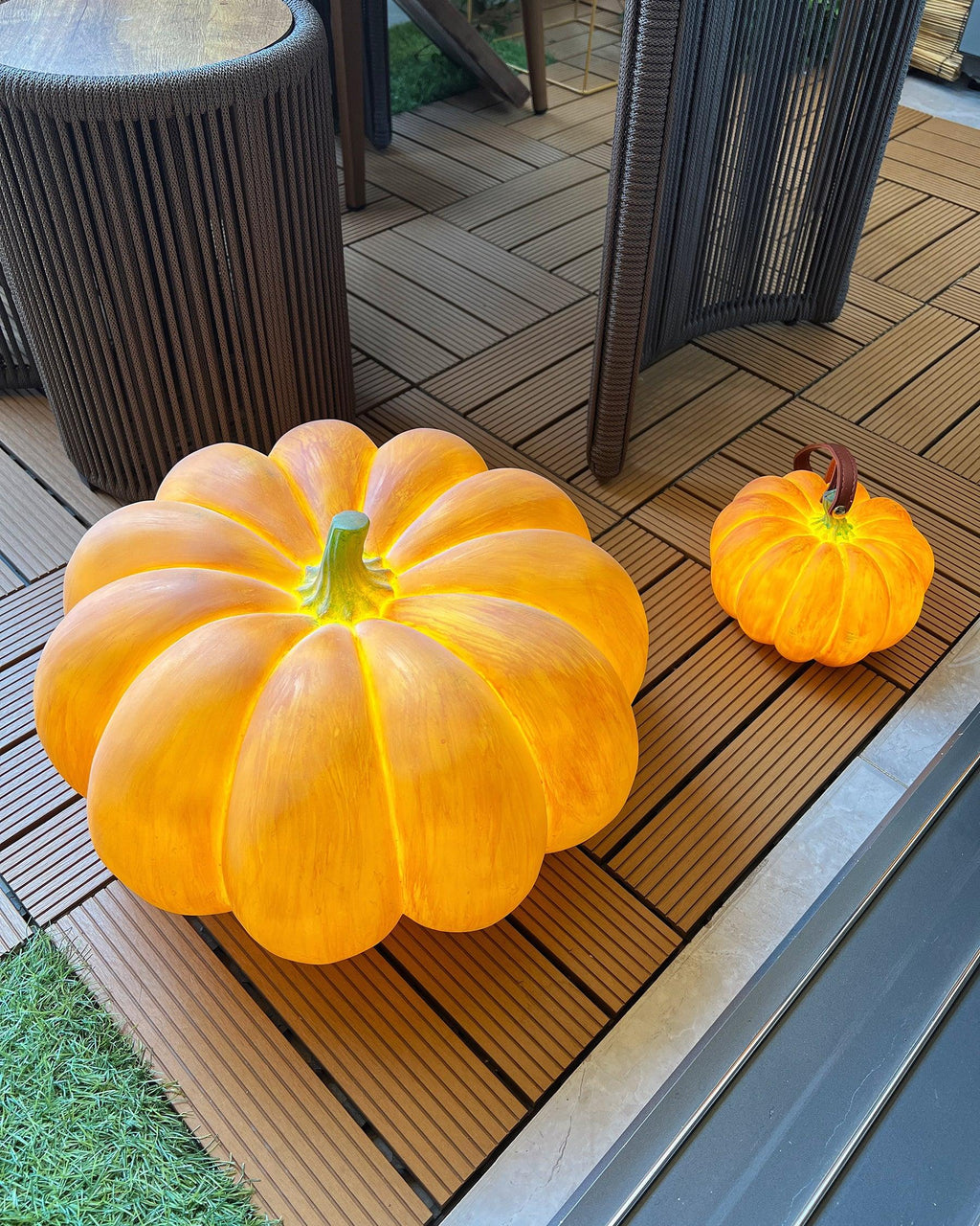 Pumpkin Metal Table Lamp — product view 29