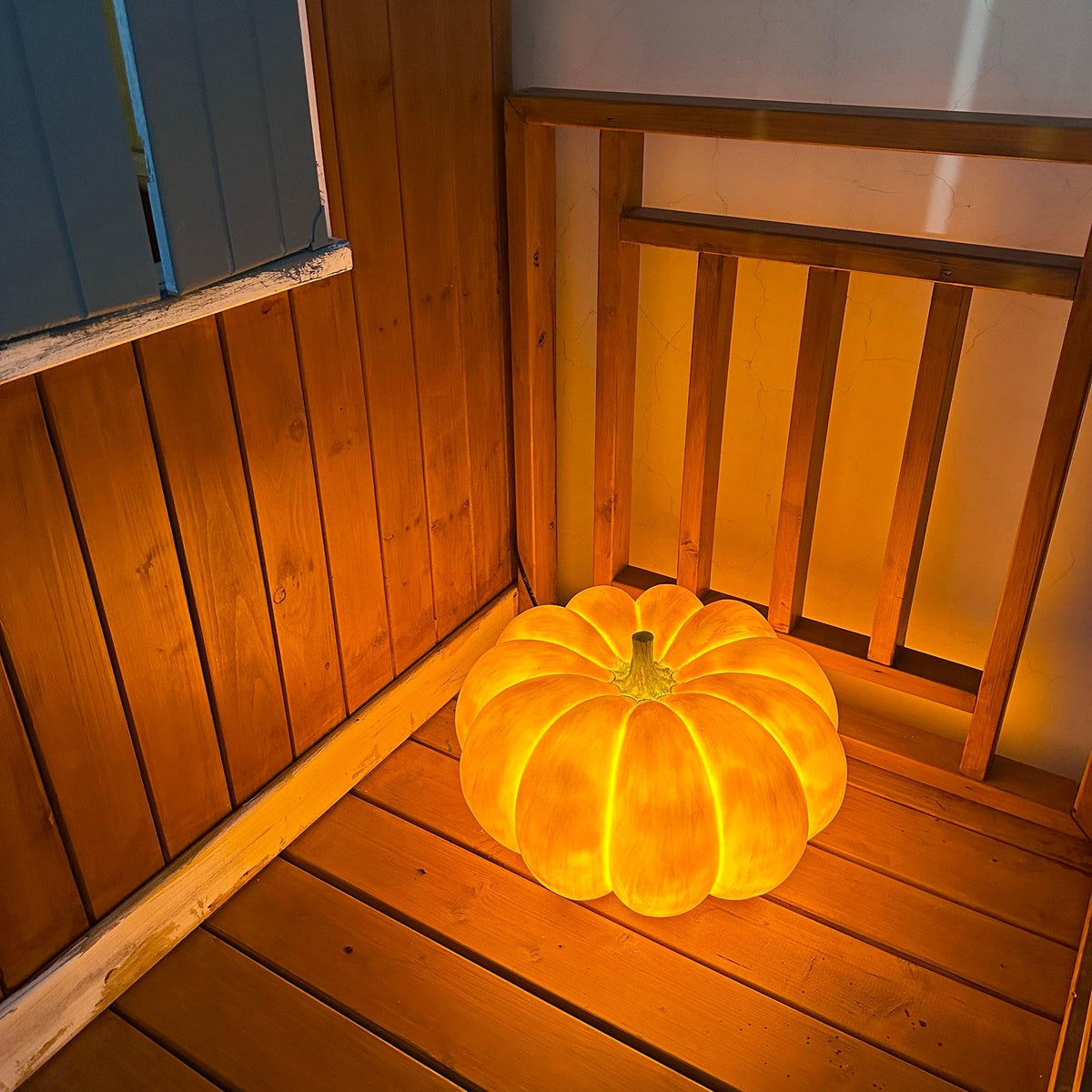 Pumpkin Metal Table Lamp — product view 34
