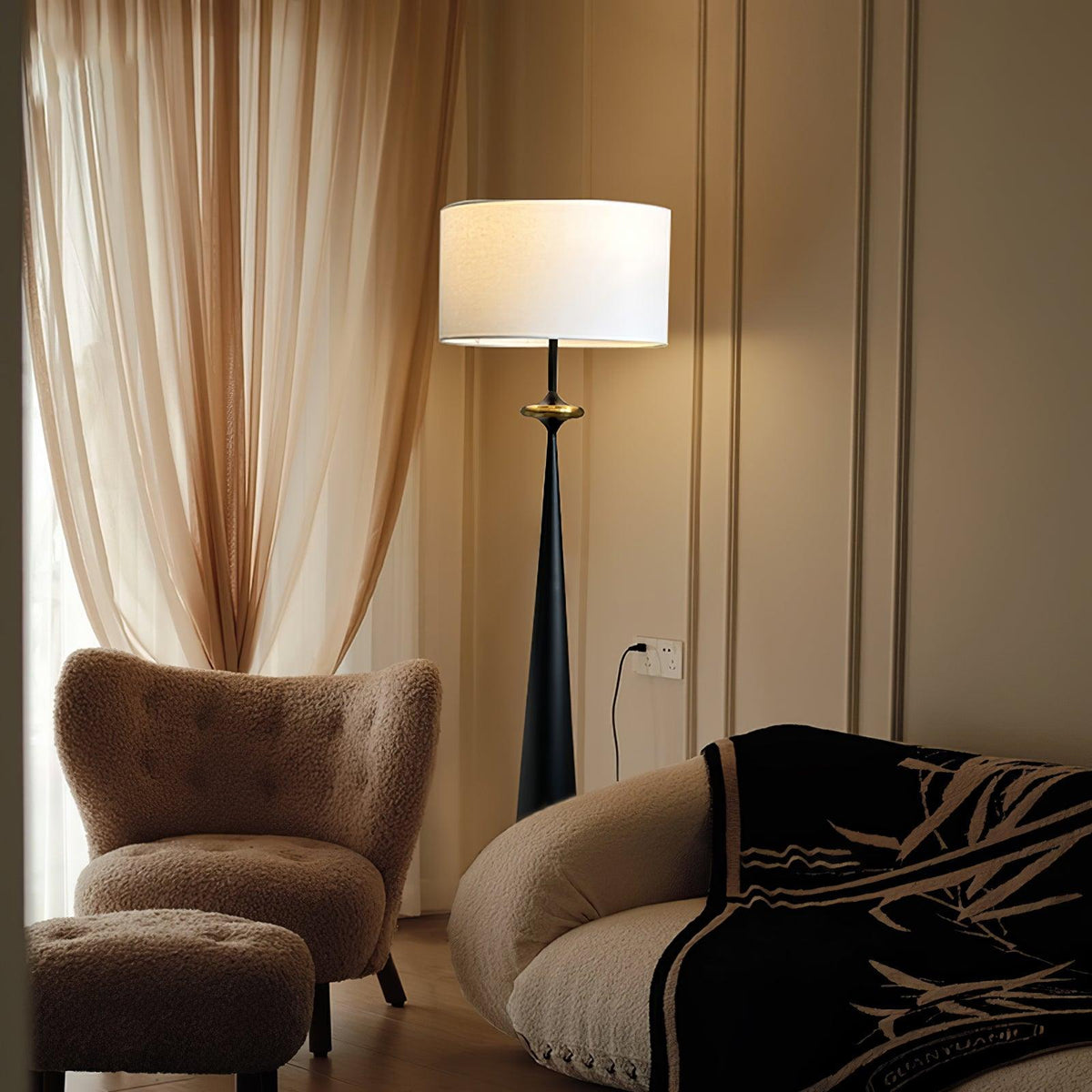 Putney Metal Floor Lamp — product view 15