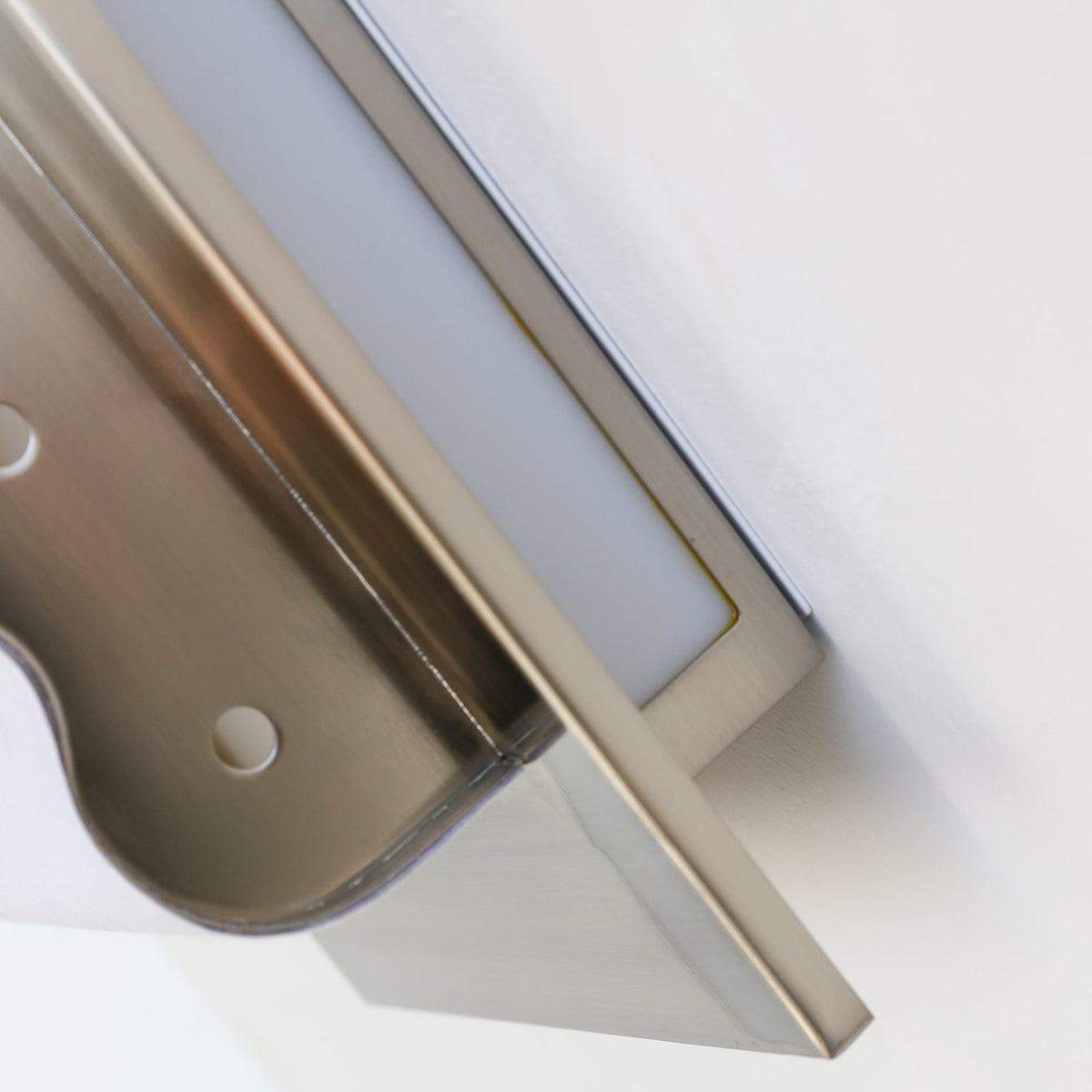 Ripple Edge Metal Wall Lamp — product view 13