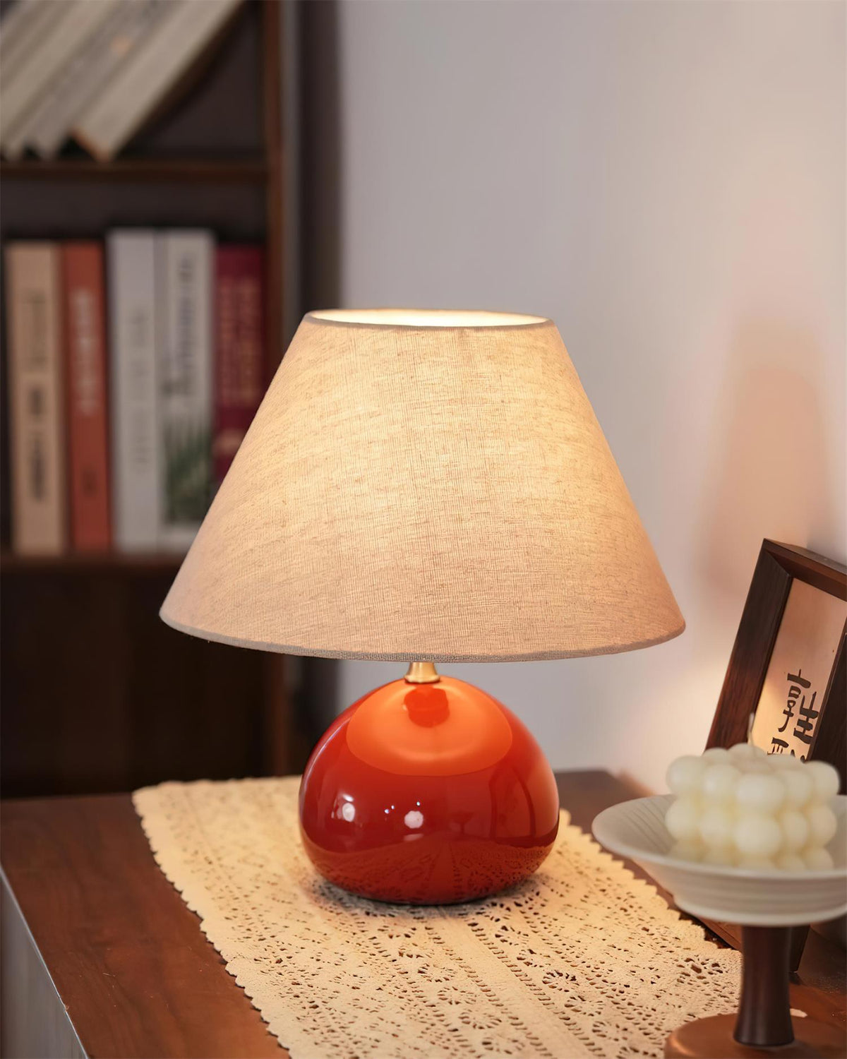 Ronda Metal Table Lamp — product view 6