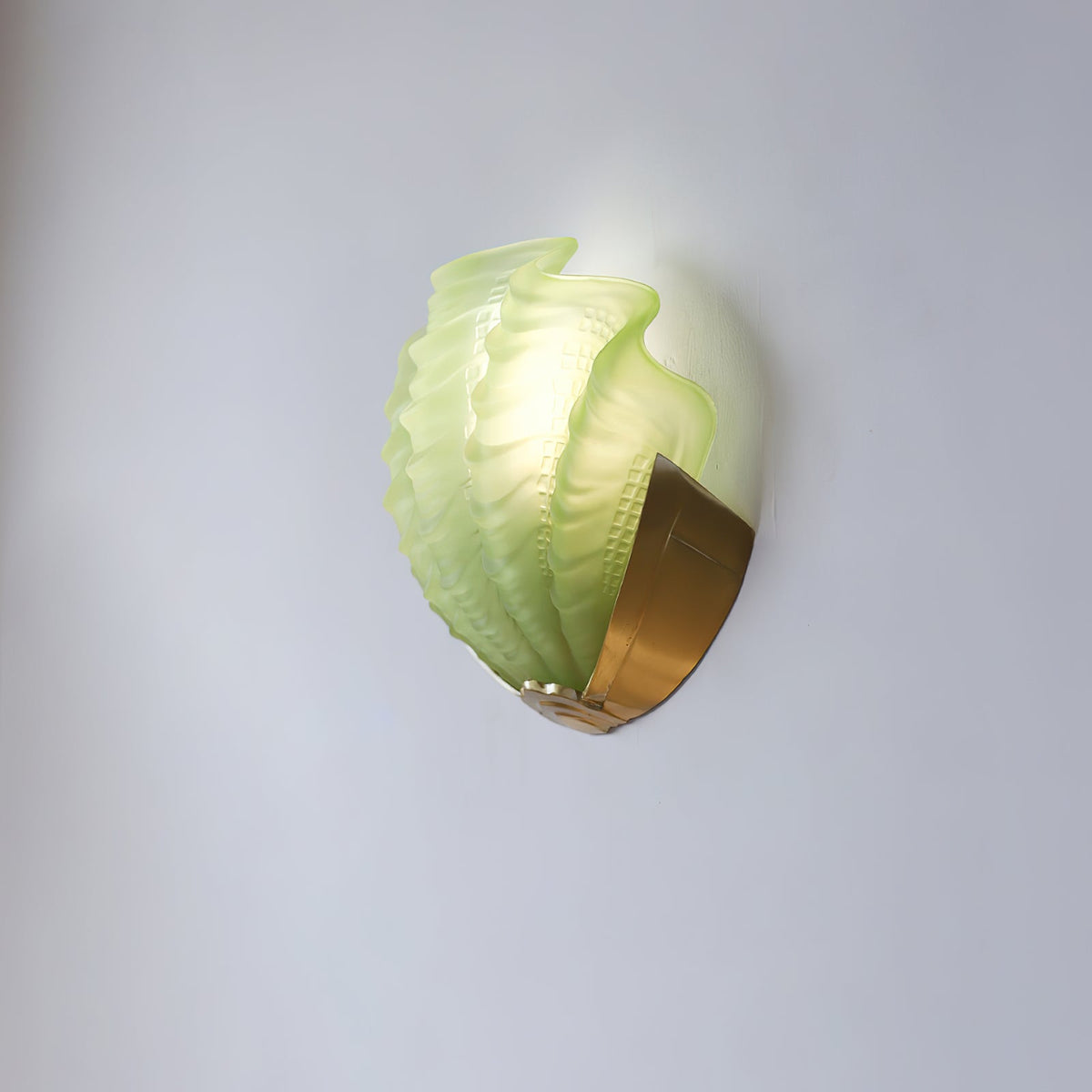 Seashell Glass Wall Lamp — product view 2