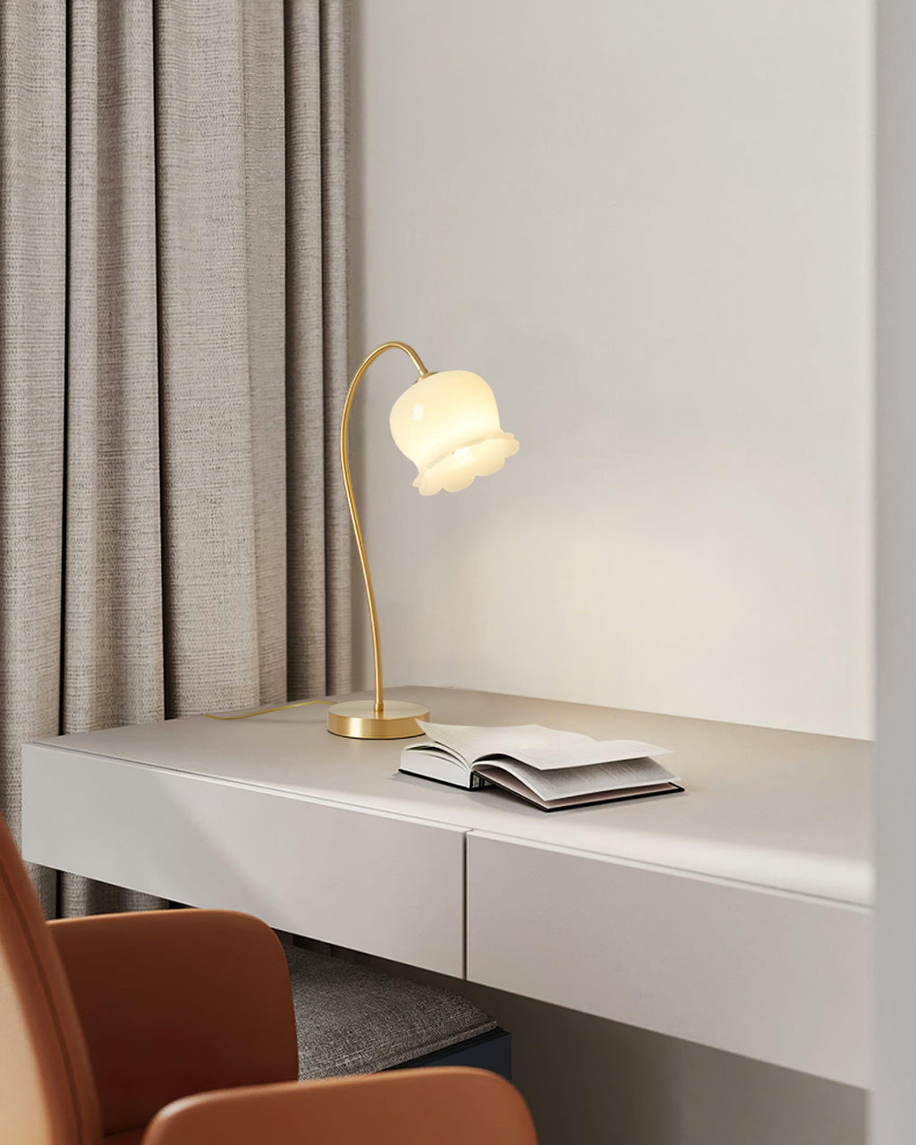 Siena Brass Table Lamp — product view 7