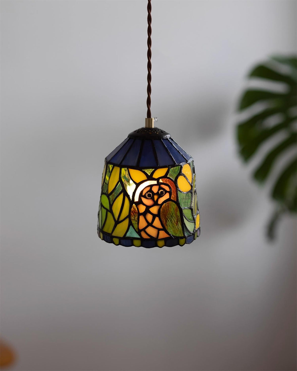 Stained Tales Glass Pendant Lamp — product view 3