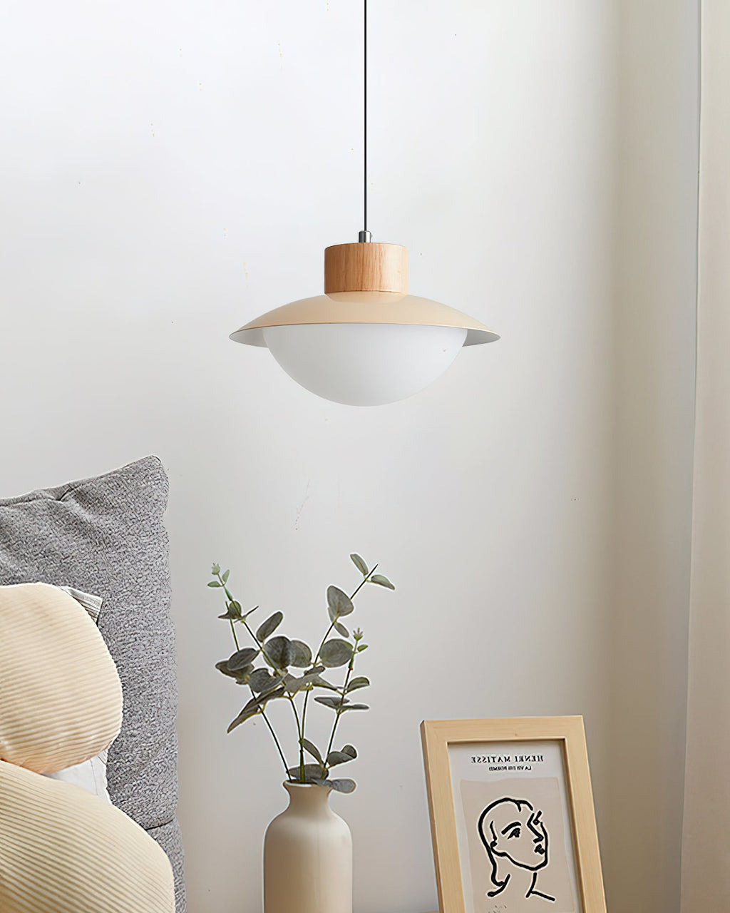 Stevie Wood Pendant Lamp — product view 4