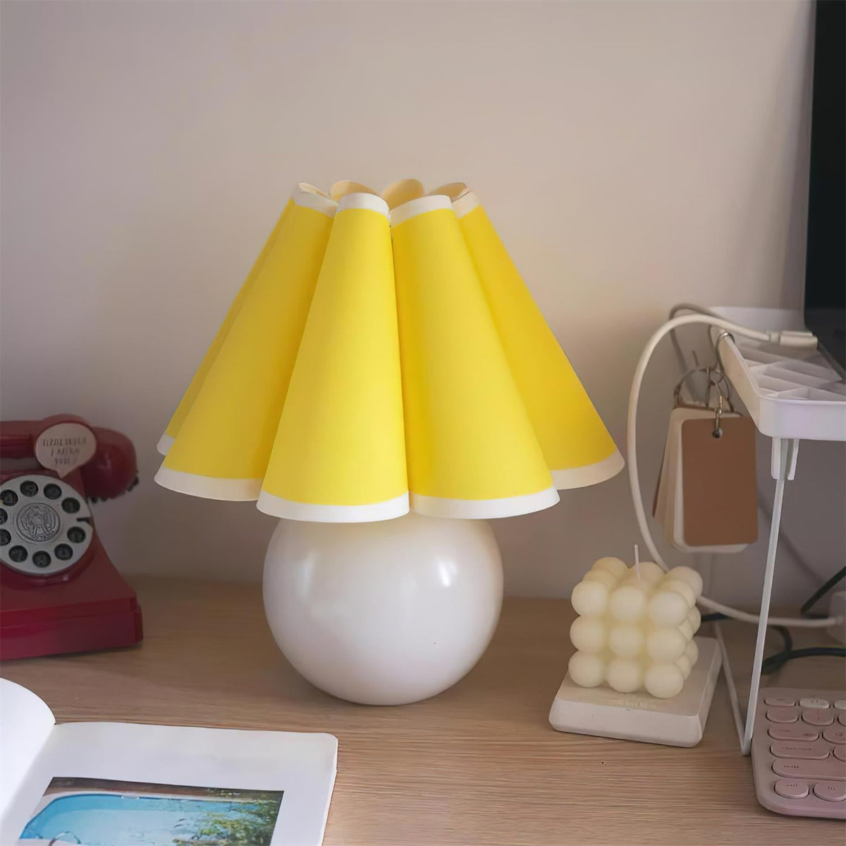 Sunburst Glass Table Lamp — product view 19