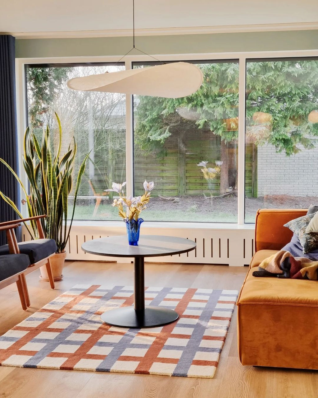 Tense Pendant Lamp