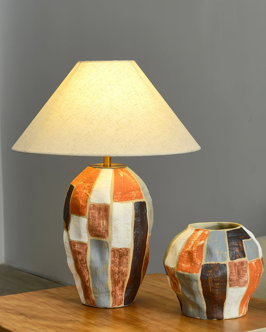 Torino Ceramics Metal Table Lamp — product view 4