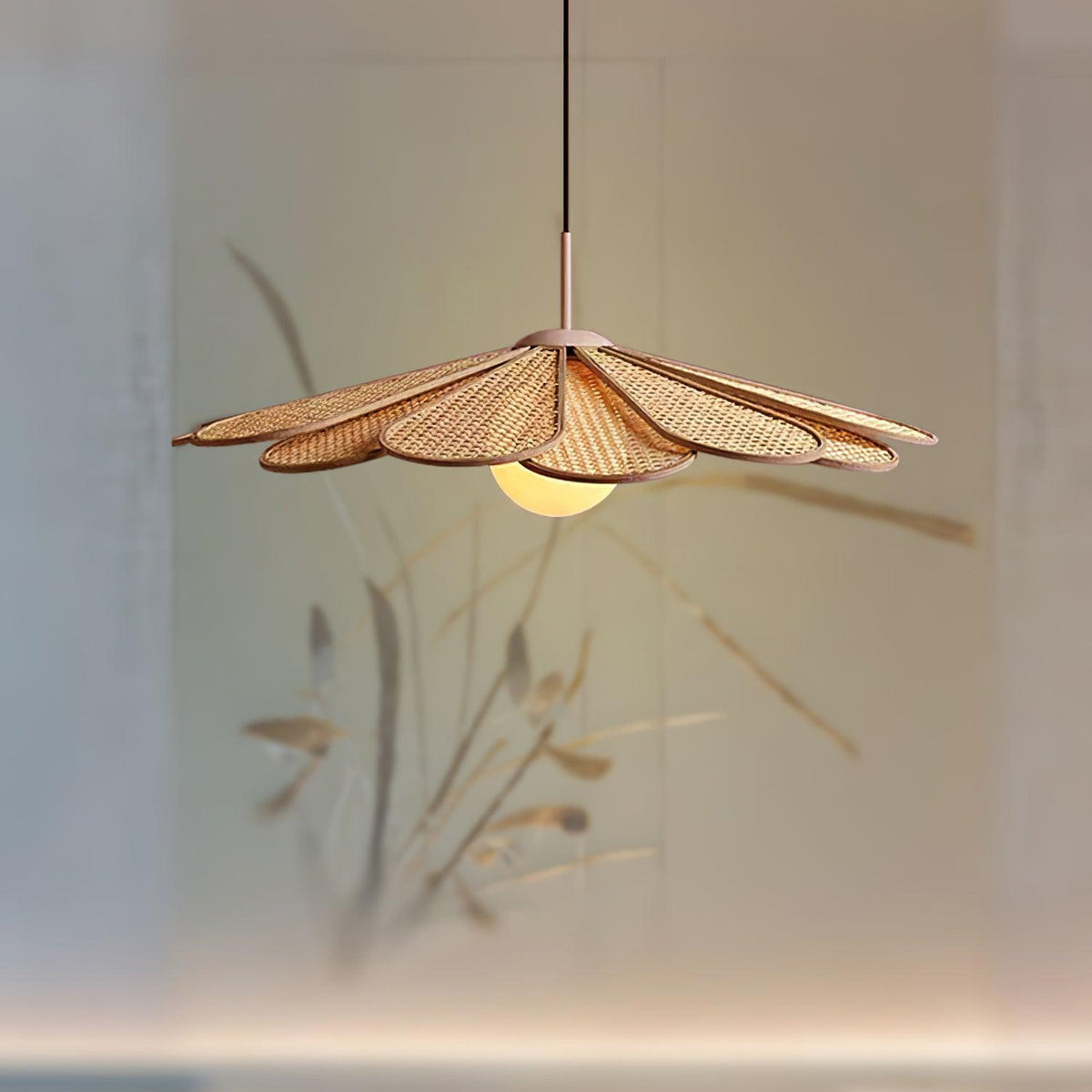 Tropicana Glass Pendant Lamp — product view 8
