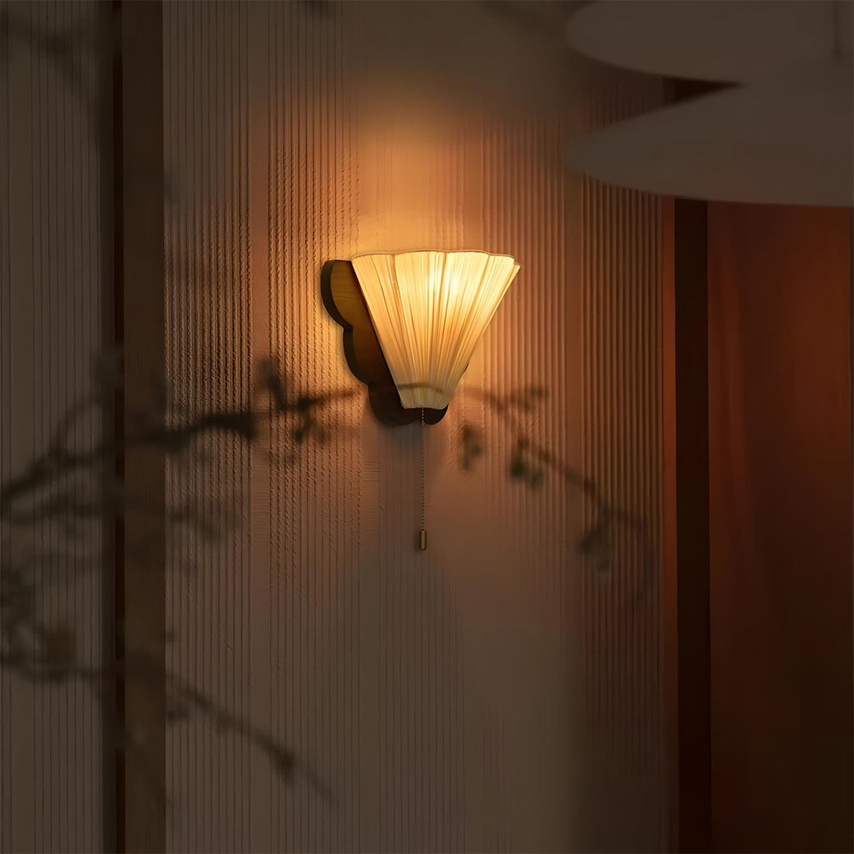 Velune Wood Wall Lamp — product view 2