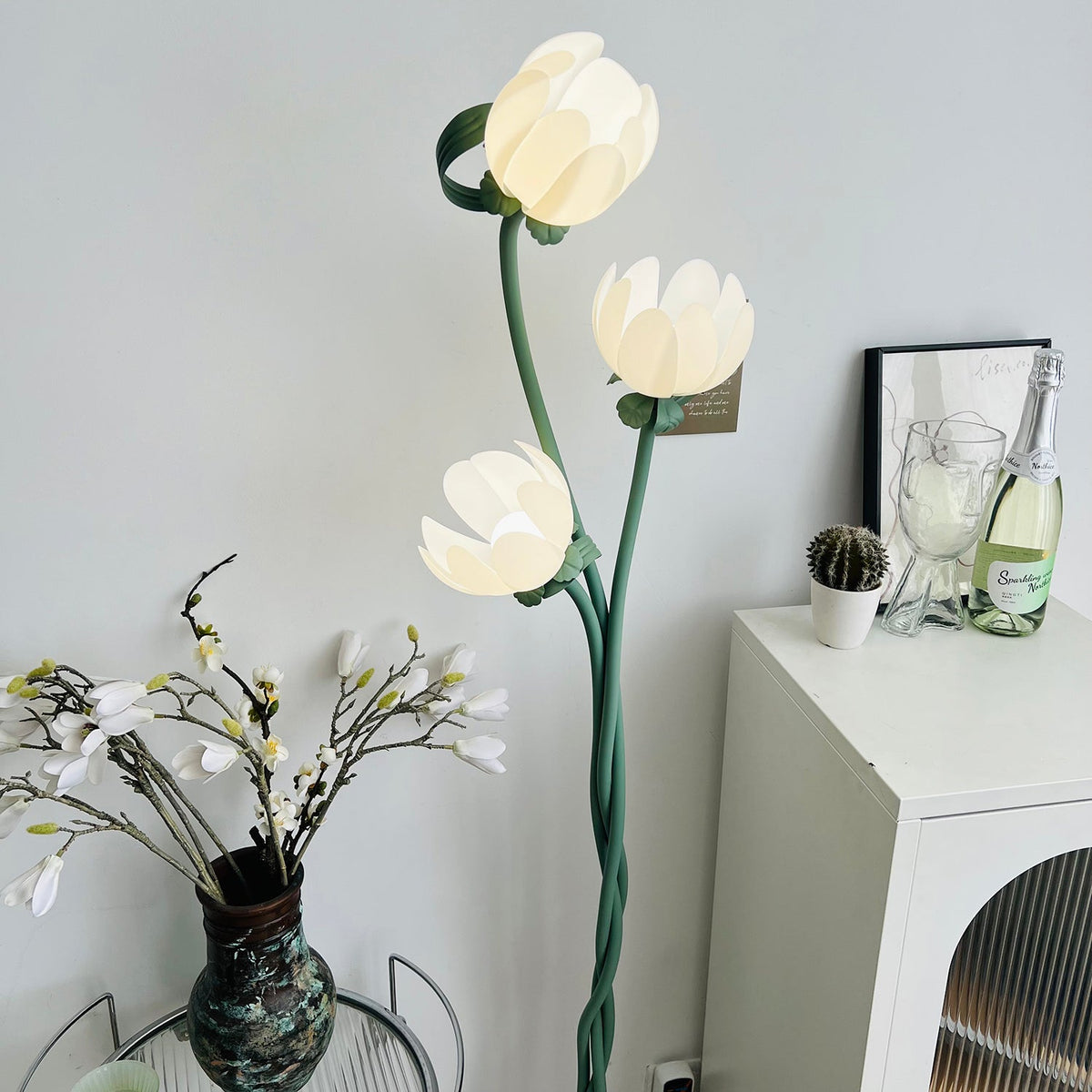 Verdina Metal Floor Lamp — product view 13