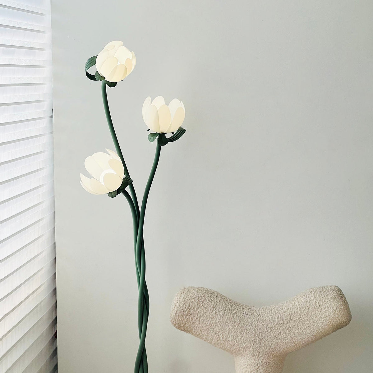 Verdina Metal Floor Lamp — product view 7
