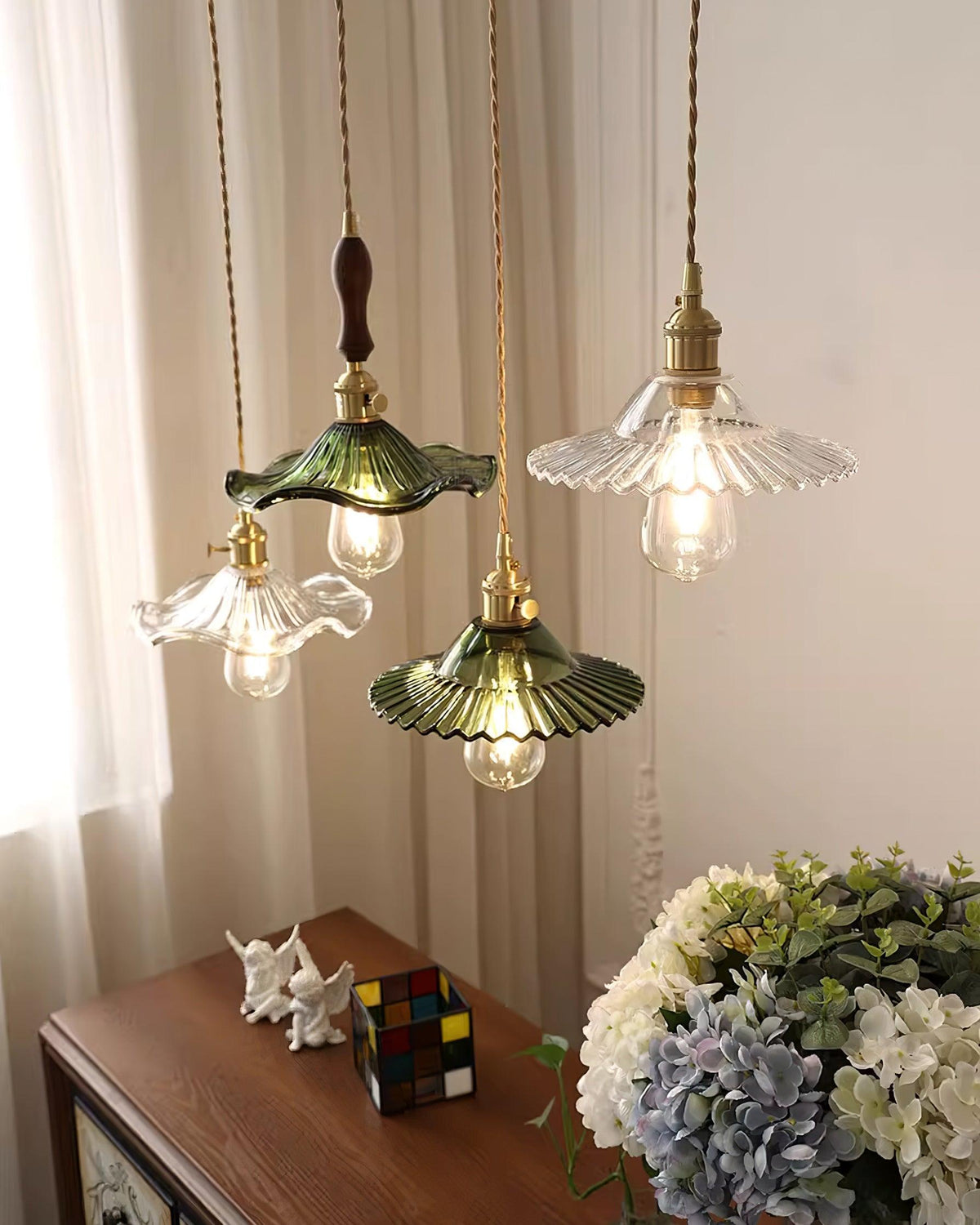 Vines Glass Pendant Lamp — product view 6