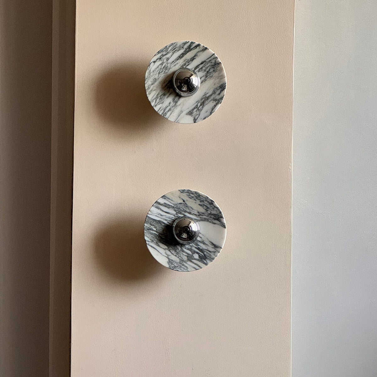 Viola Marble Wall Lamp — product view 30