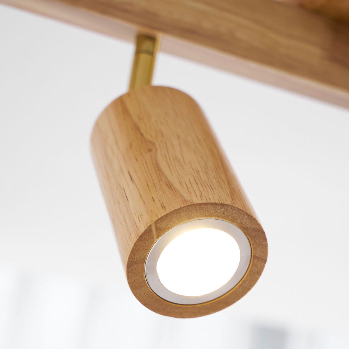 Wood Adjustable Beam Spotlight