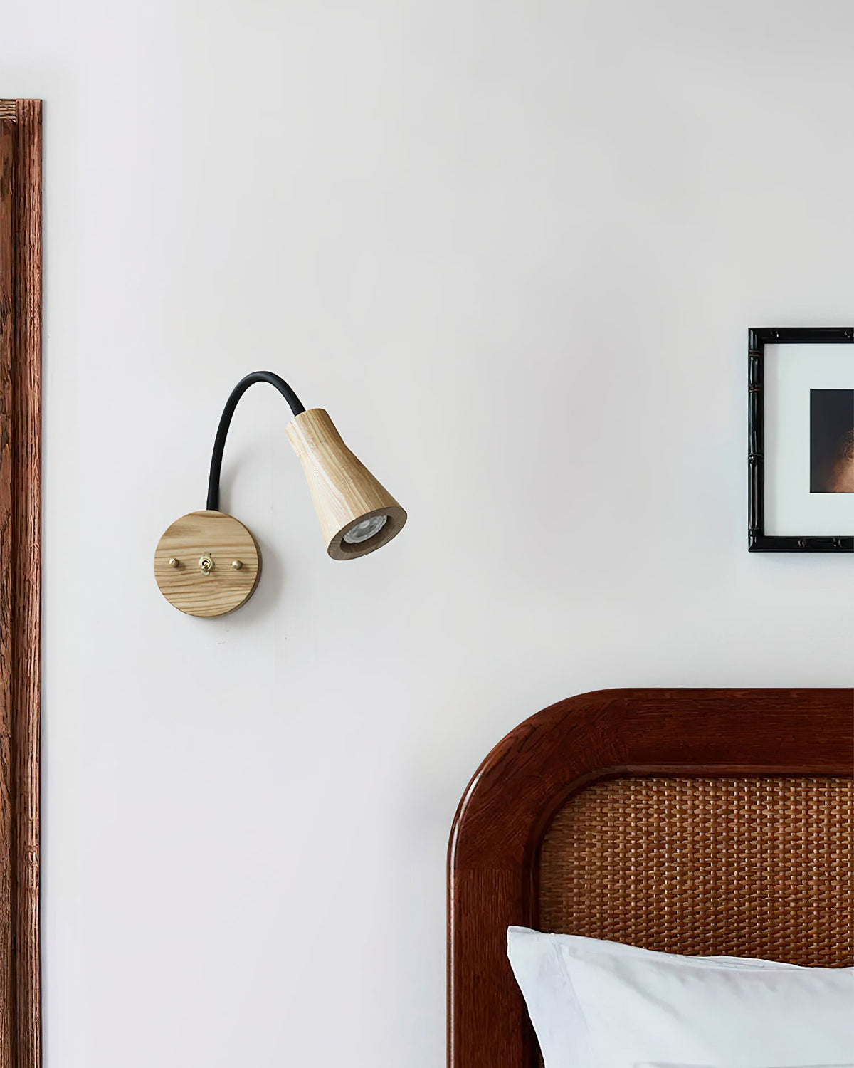 Woodcrest Wood Wall Lamp — product view 4