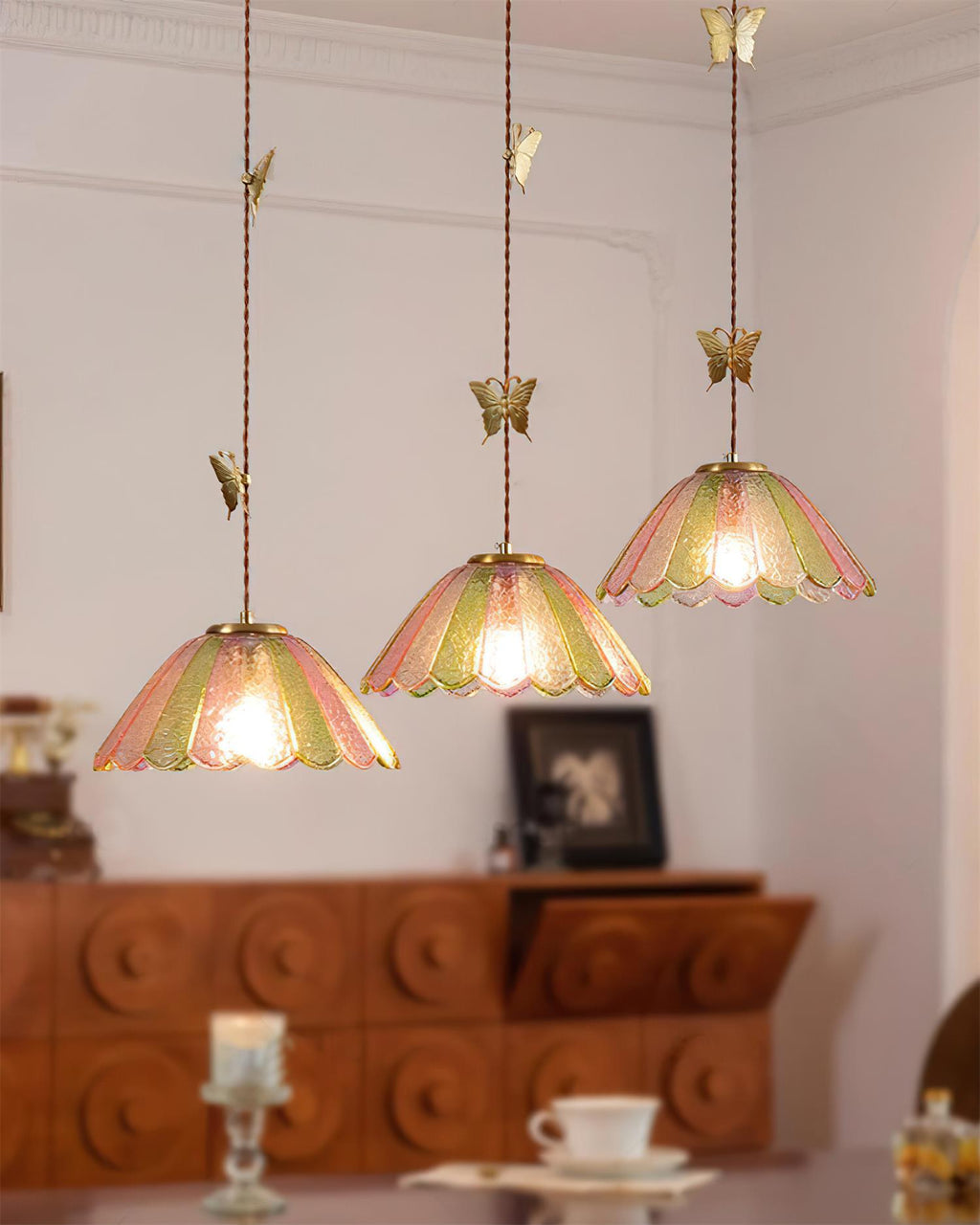 Leira Skirt Glass Pendant Lamp — product view 14