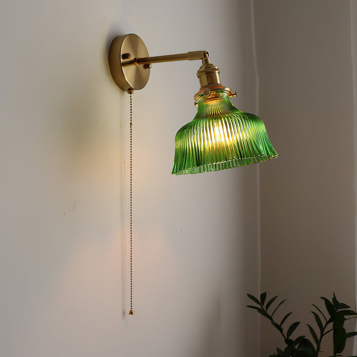 Cavella Round Glass Wall Lamp — product view 3