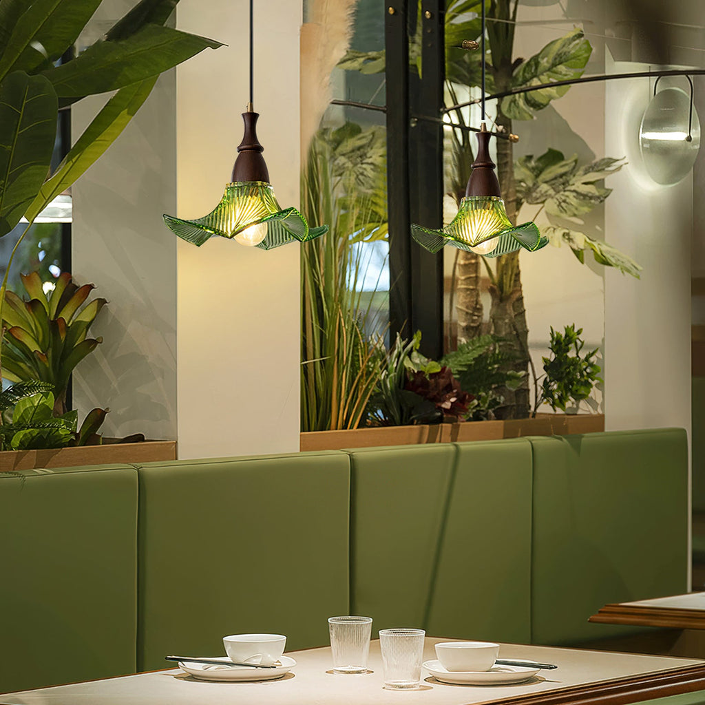 Lila Glass Pendant Lamp — product view 2