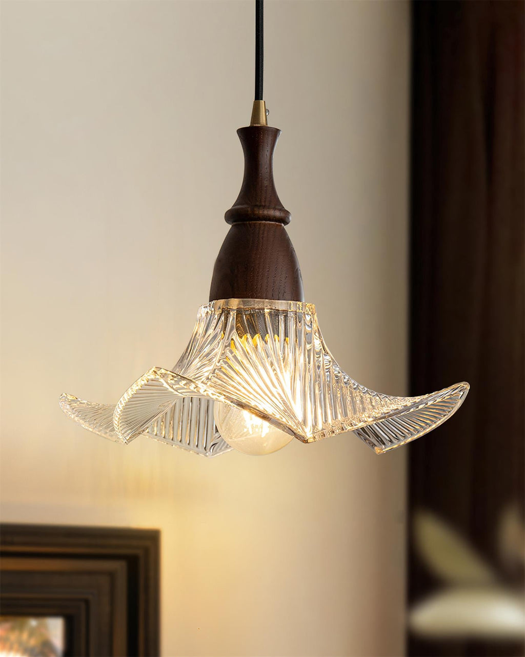 Lila Glass Pendant Lamp — product view 6