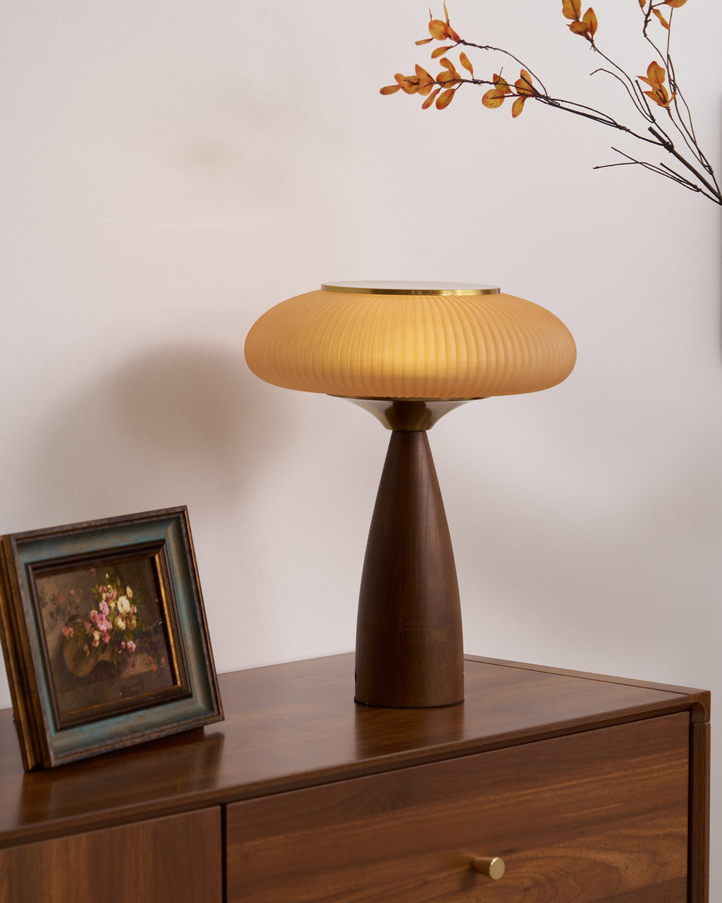 Brynn Glass Table Lamp — product view 4