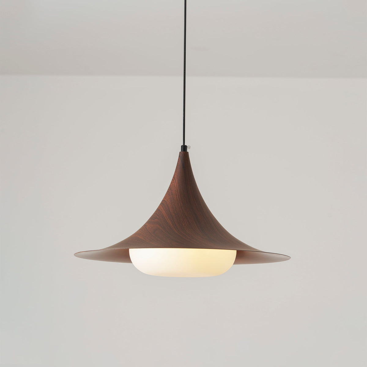 Molto Metal Pendant Lamp — product view 32