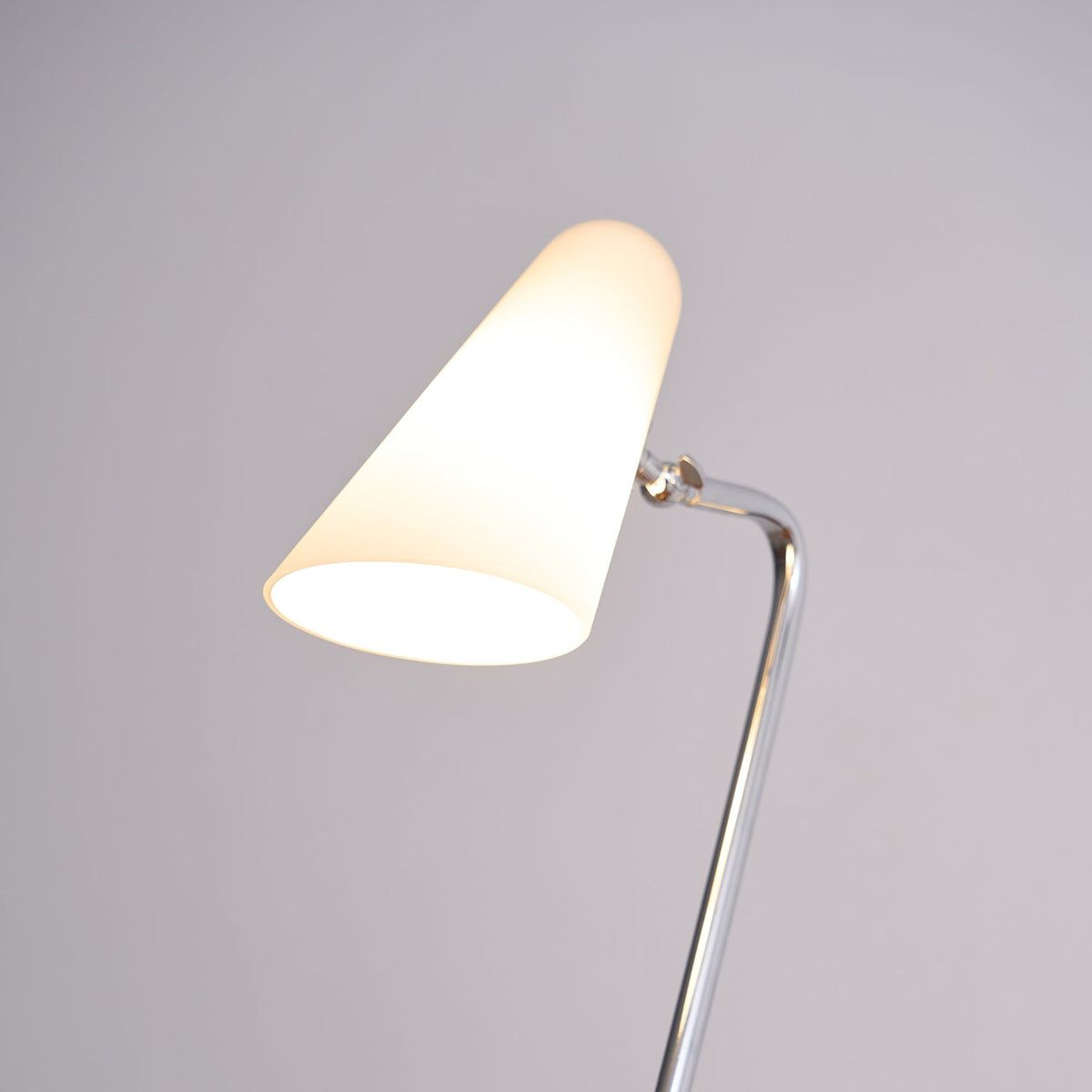 Melder Glass Floor Lamp — product view 18
