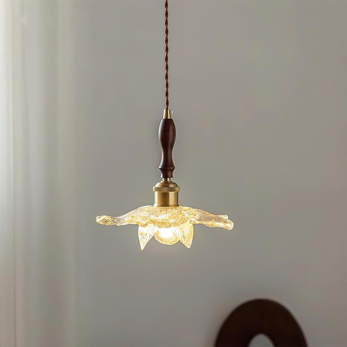Dalie Lotus Wood Pendant Lamp — product view 10