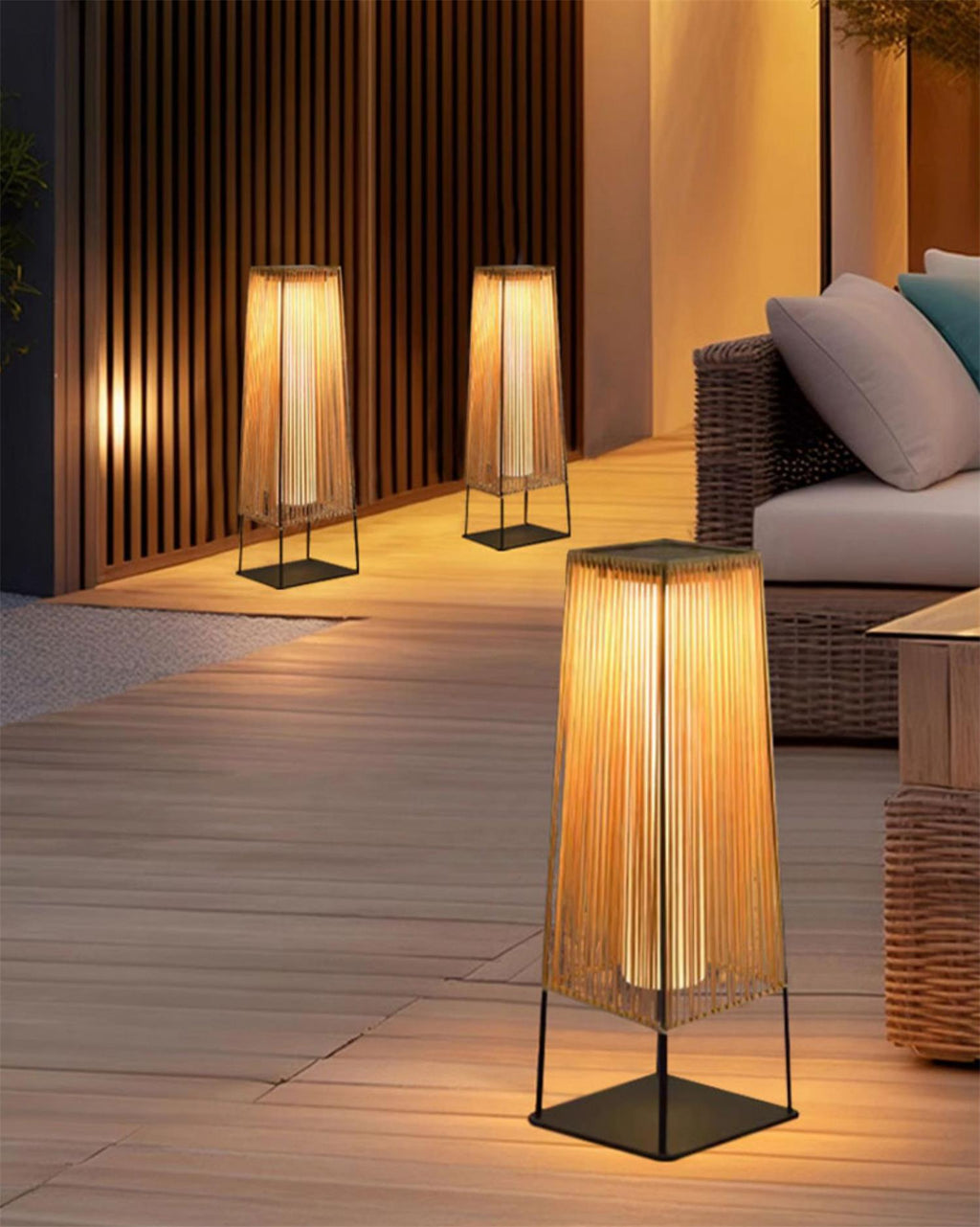 Solara Outdoor Post Light — product view 8