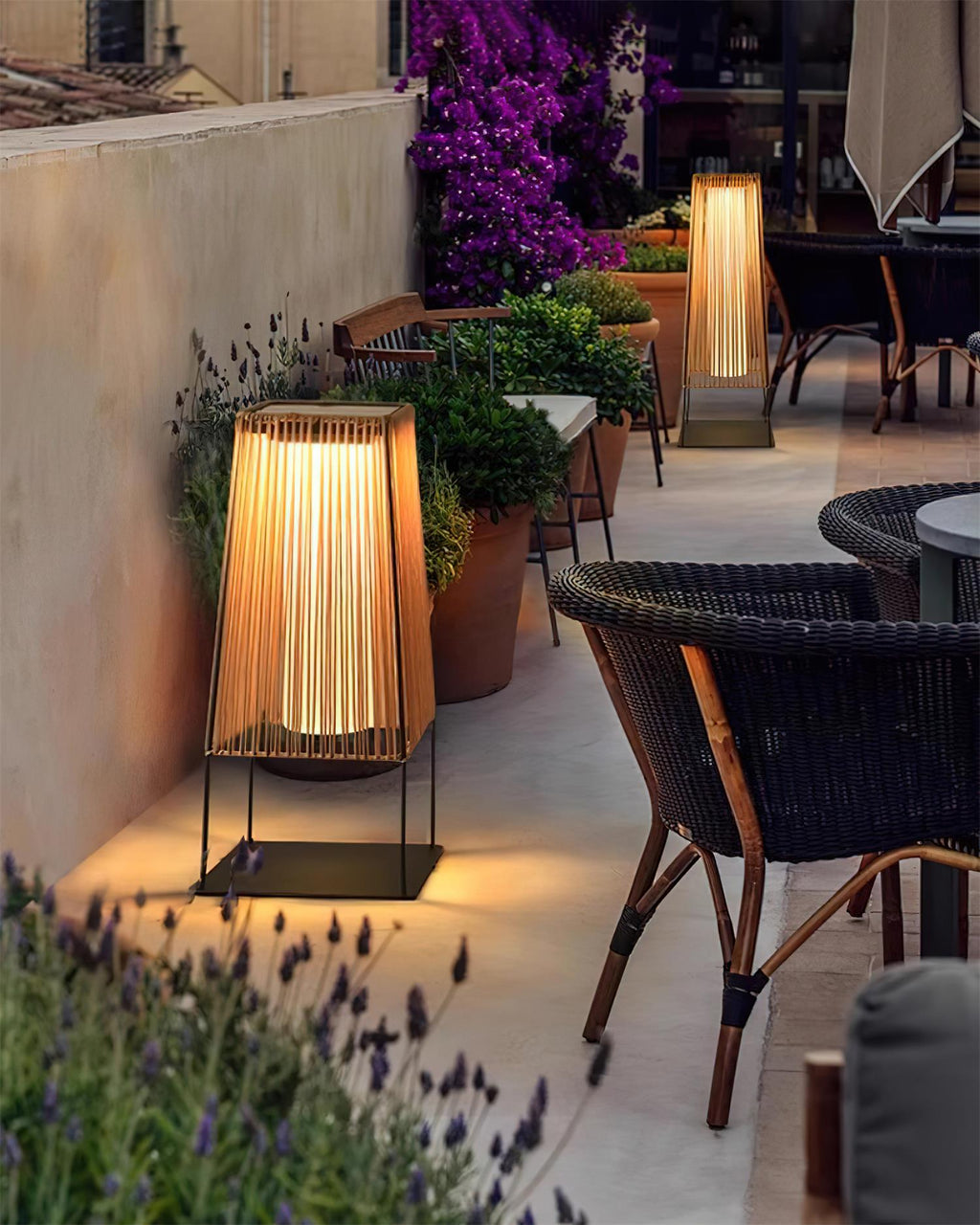 Solara Outdoor Post Light — product view 9