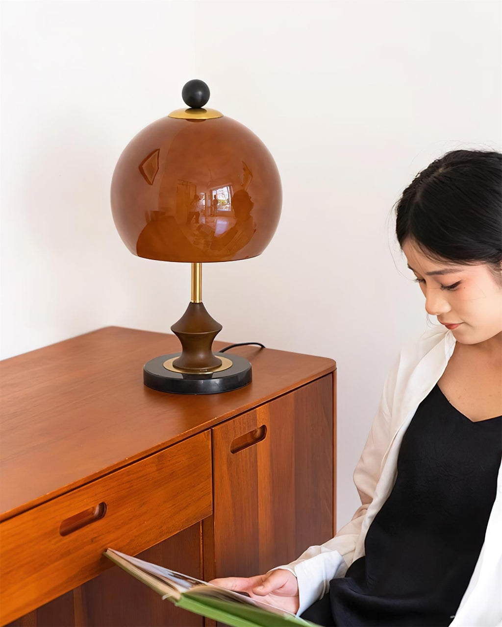 Bent Marble Table Lamp — product view 3