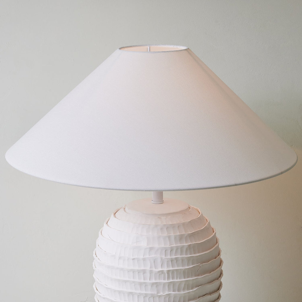 White Calico Metal Table Lamp — product view 4