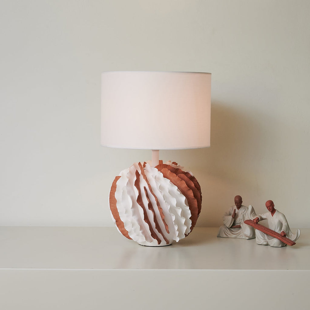 Balza Metal Table Lamp — product view 3