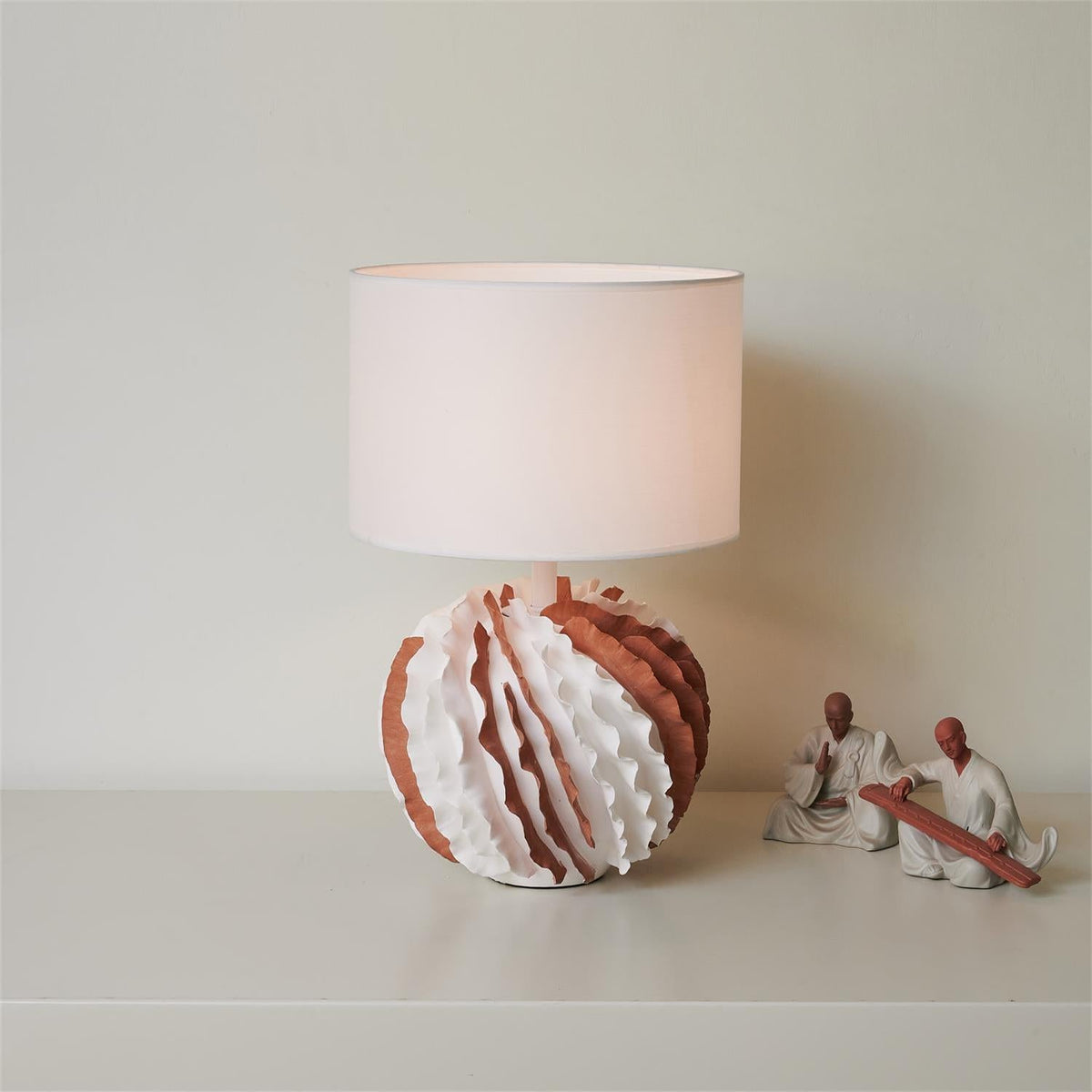 Balza Metal Table Lamp — product view 4