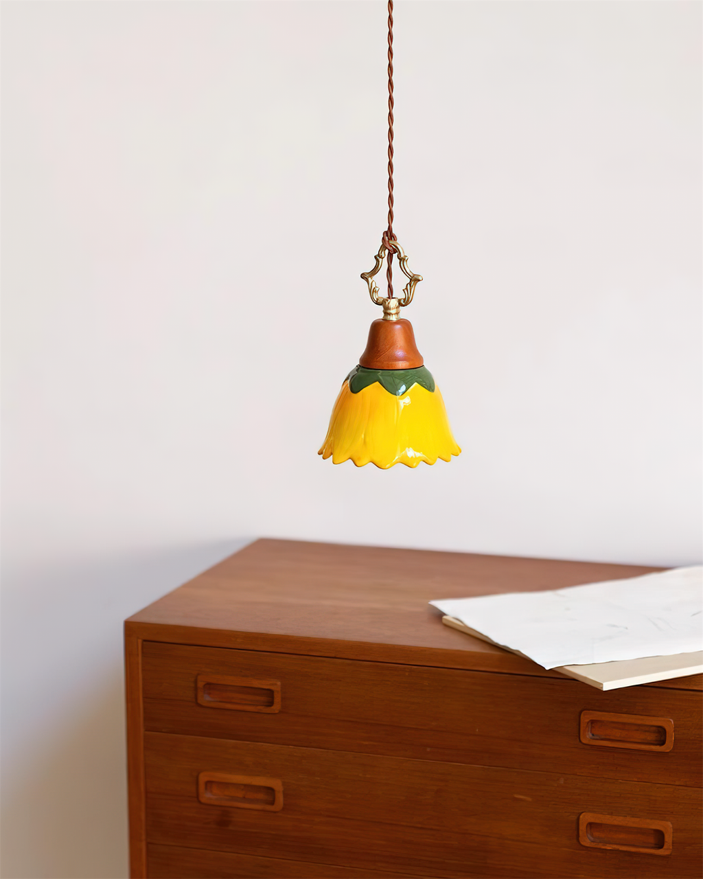 Stella Metal Pendant Lamp — product view 4
