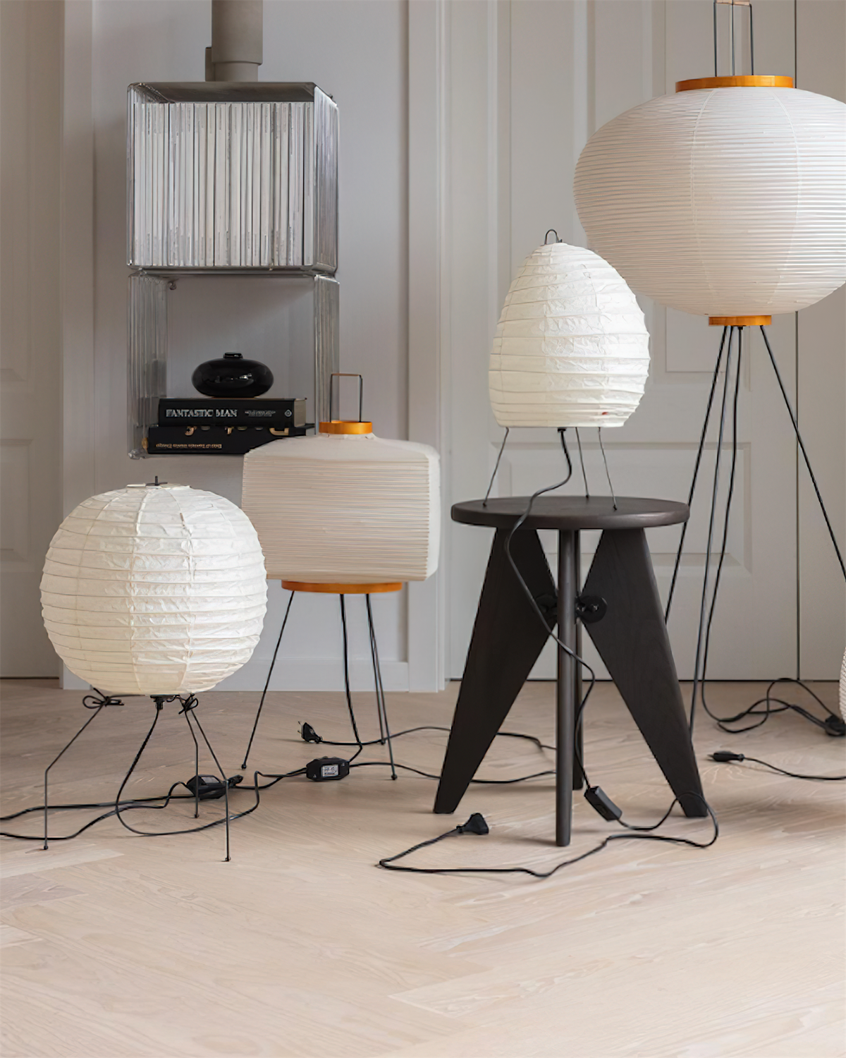 Rice Paper Table Lamp R6 — product view 3