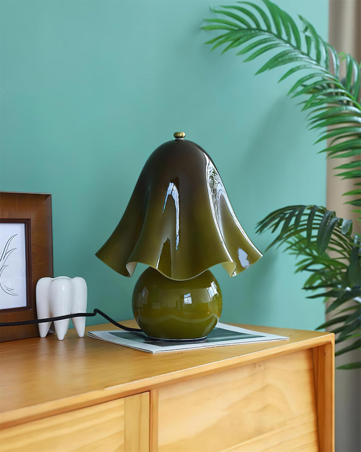 Vera Glass Table Lamp — product view 36
