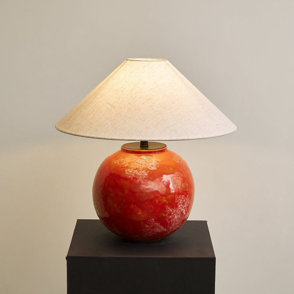 Red Droplet Round Metal Table Lamp — product view 4