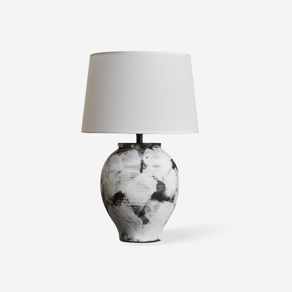 Malta Metal Table Lamp — product view 1