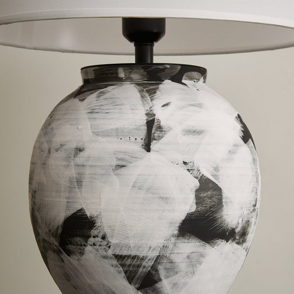 Malta Metal Table Lamp — product view 8