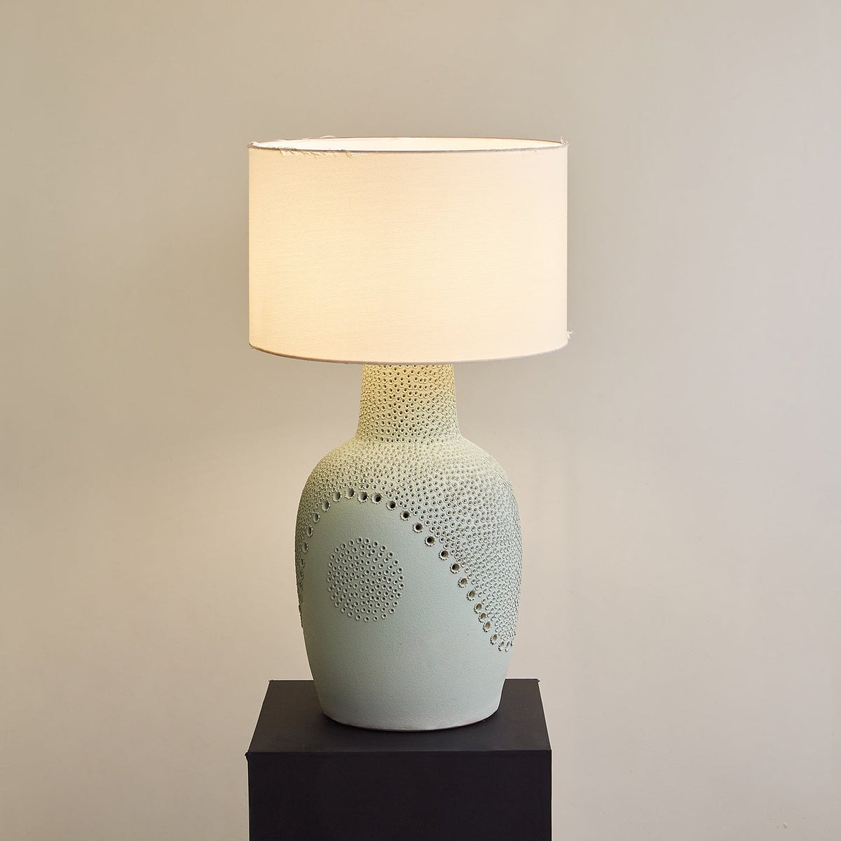 Jordyn Metal Table Lamp — product view 4