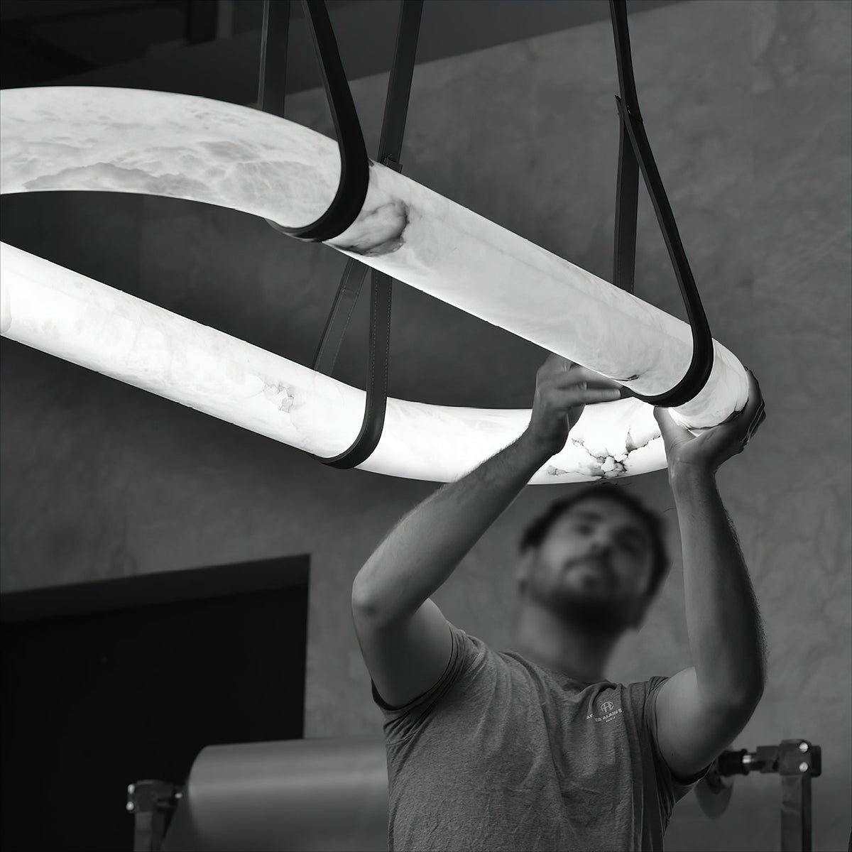 Kurve Alabaster Chandelier — product view 3