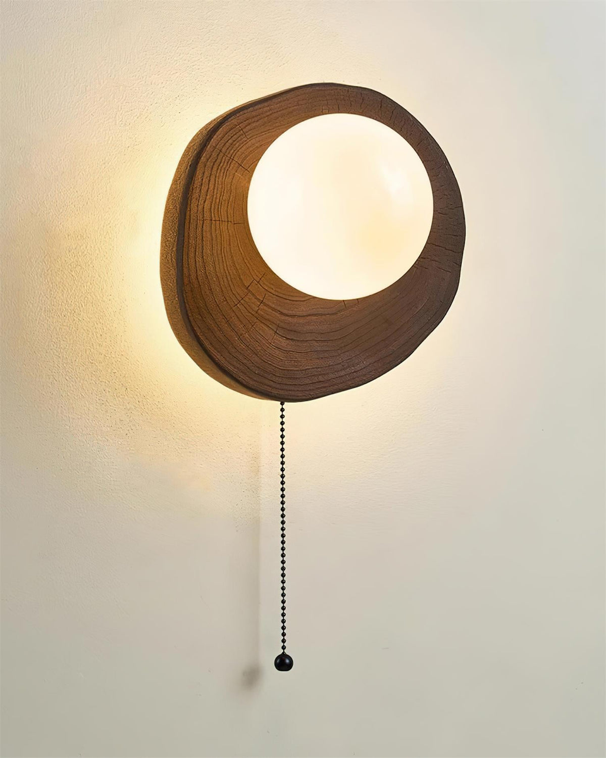 Bacia Wood Wall Lamp — product view 3