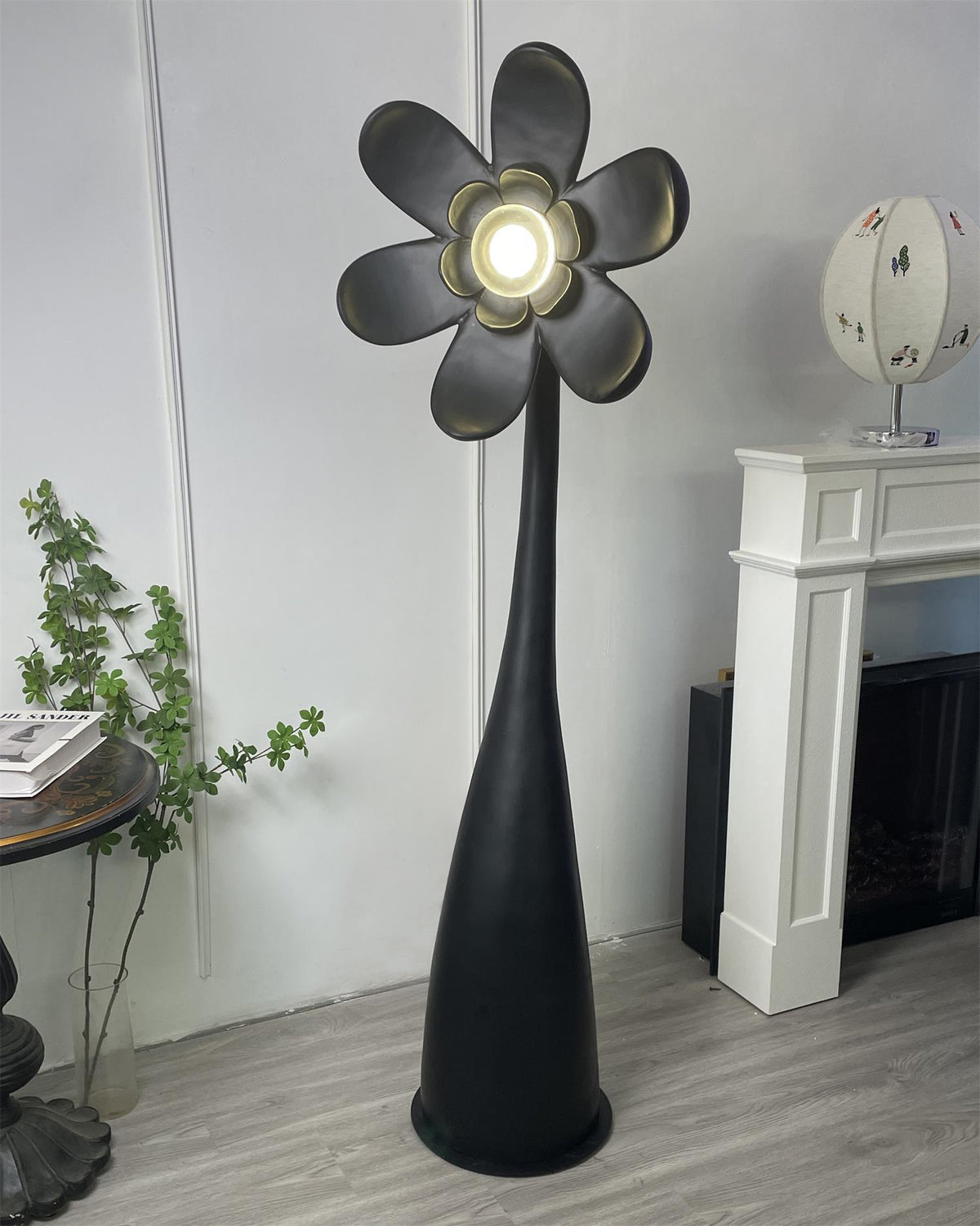 Vicenzio Glass Floor Lamp — product view 14