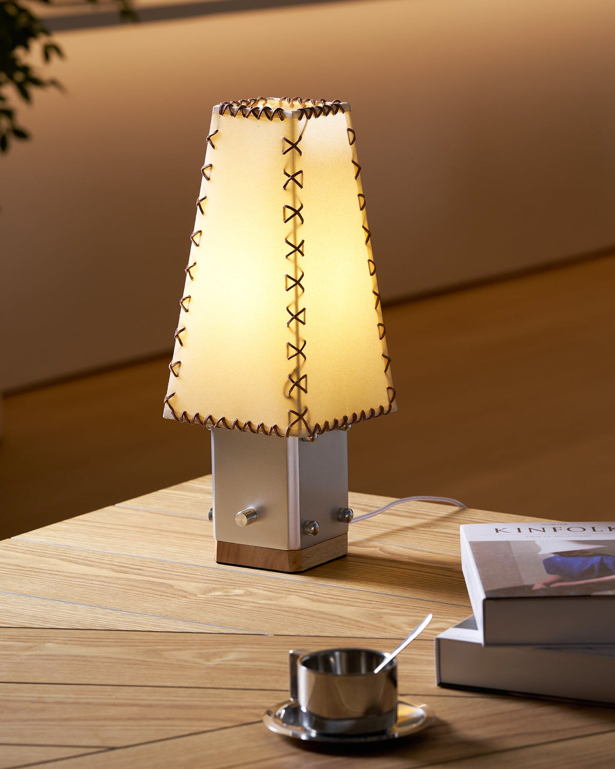 Estela Wood Table Lamp — product view 4